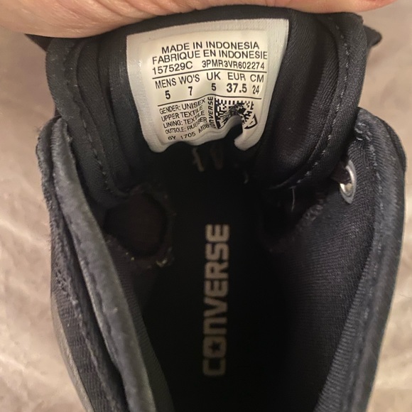 CONVERSE Chuck Taylor All Star High Top Shoes, Special Edition, W 7 / M 5 - Picture 8 of 8